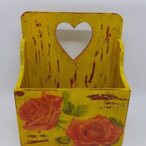 Suport din lemn decorat manual