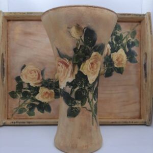 Tava vintage cu trandafiri